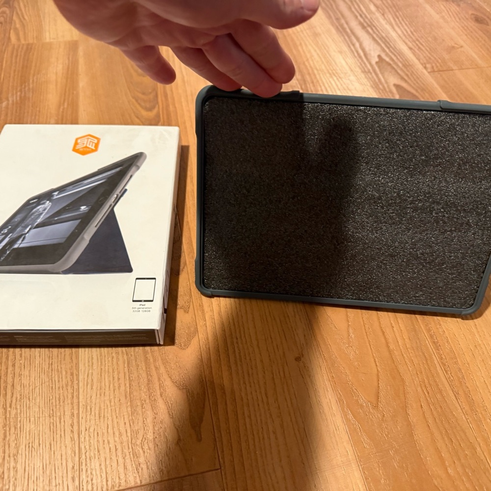 Dux iPad case